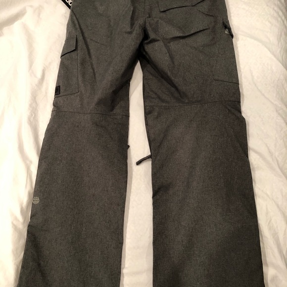 Men's 686 Cargo / Snowboard/ Cold Weather Pants - Picture 11 of 12